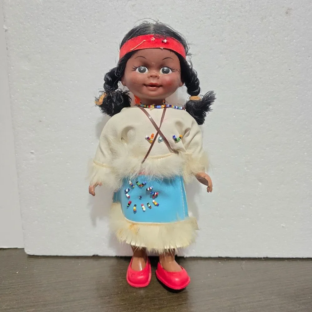 Vtg Native American Doll Holing Baby  Vynyl Hard Plastic Leather Fur Accent suit